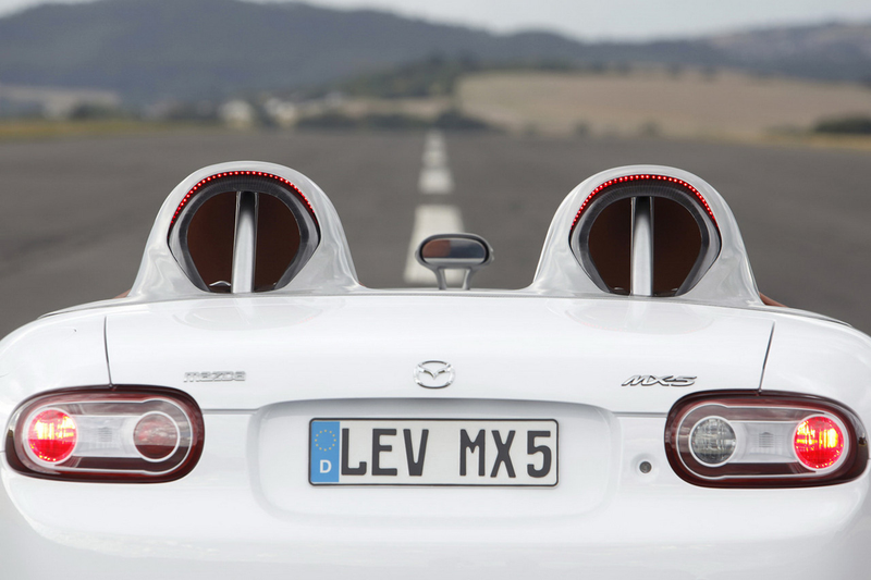 Illustration for article titled Mazda MX-5 Superlight Concept